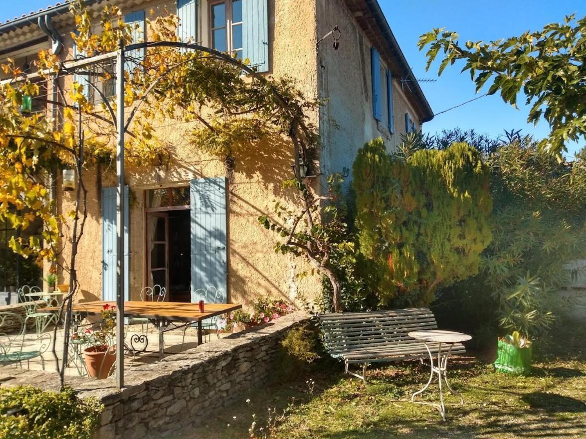 Mas La Vitalis Chambres D'Hotes LʼIsle-sur-la-Sorgue Esterno foto